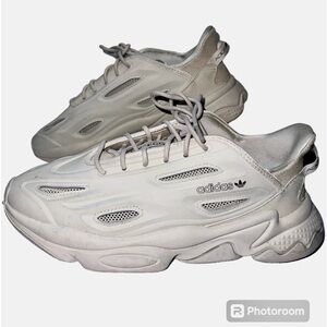 OZWEEGO  ADIDAS SHOES